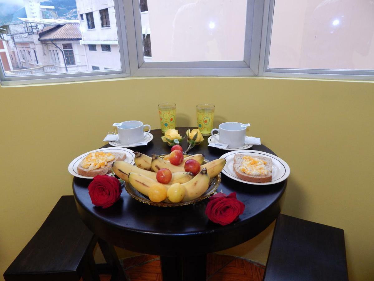 Hotel Olympus Plaza Quito Esterno foto